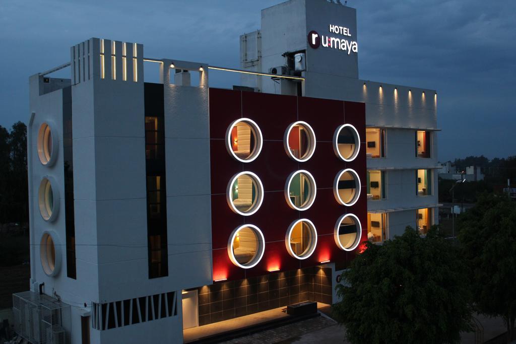 Oyo 963 Hotel Rumaya Ujaim Exterior foto